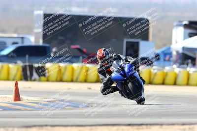 media/Feb-12-2022-SoCal Trackdays (Sat) [[3b21b94a56]]/Turn 2 (1045am)/